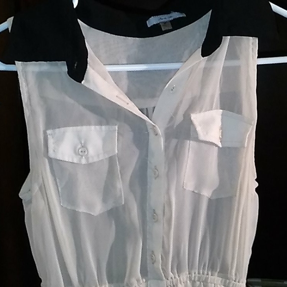 Dress - Picture 3 of 4